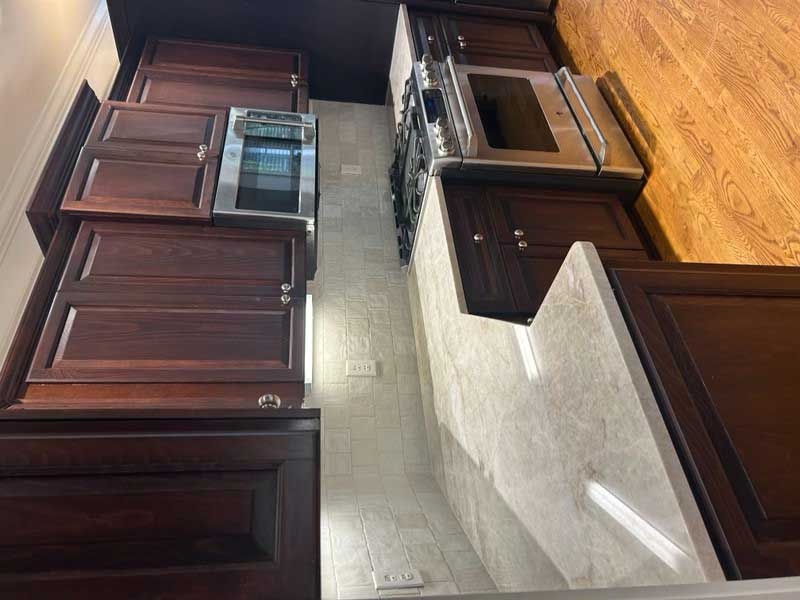 Contemporary porcelain hearth design