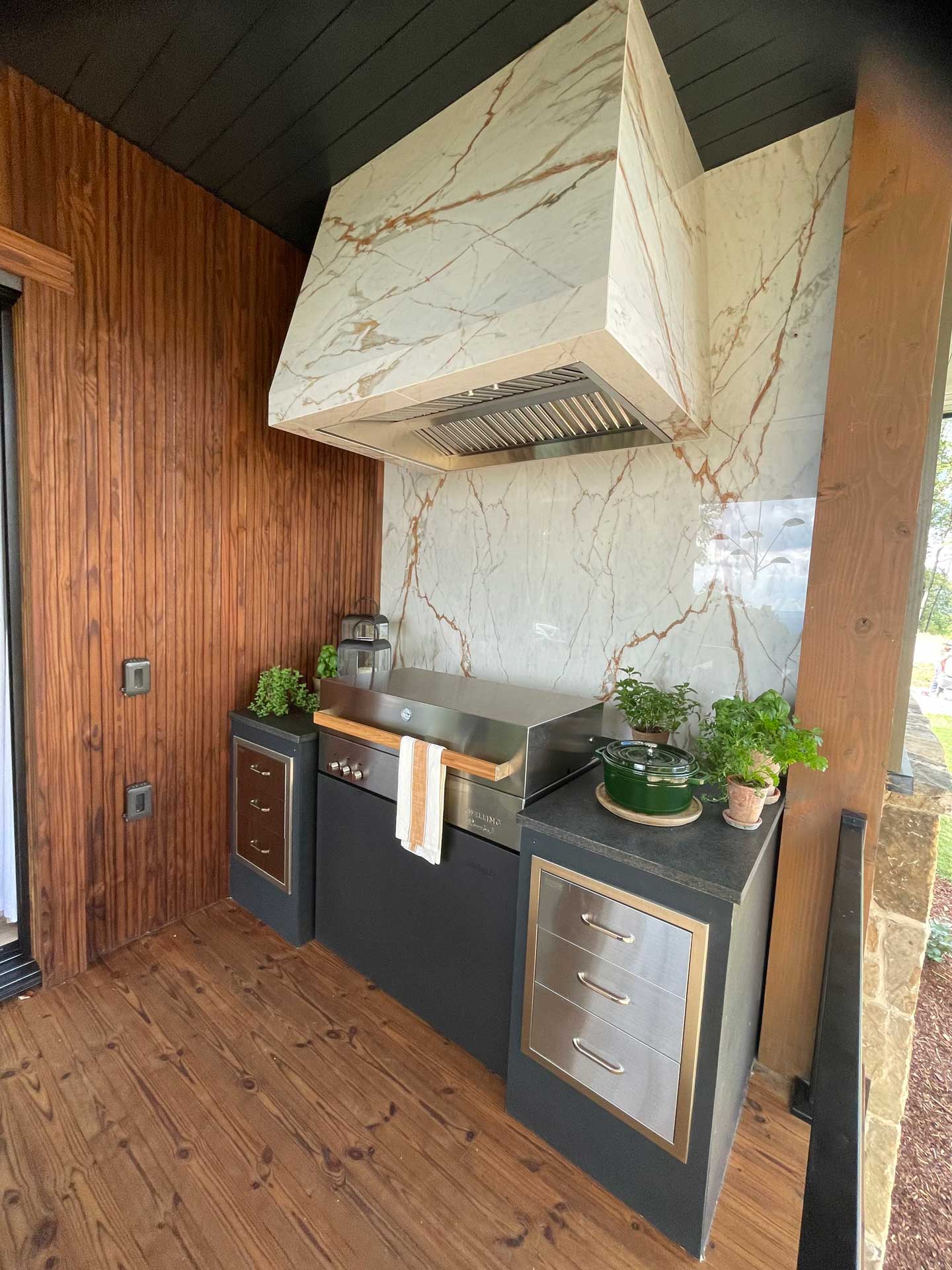 Custom countertop installation by Innovative Luxury Surfaces in Charlotte NC